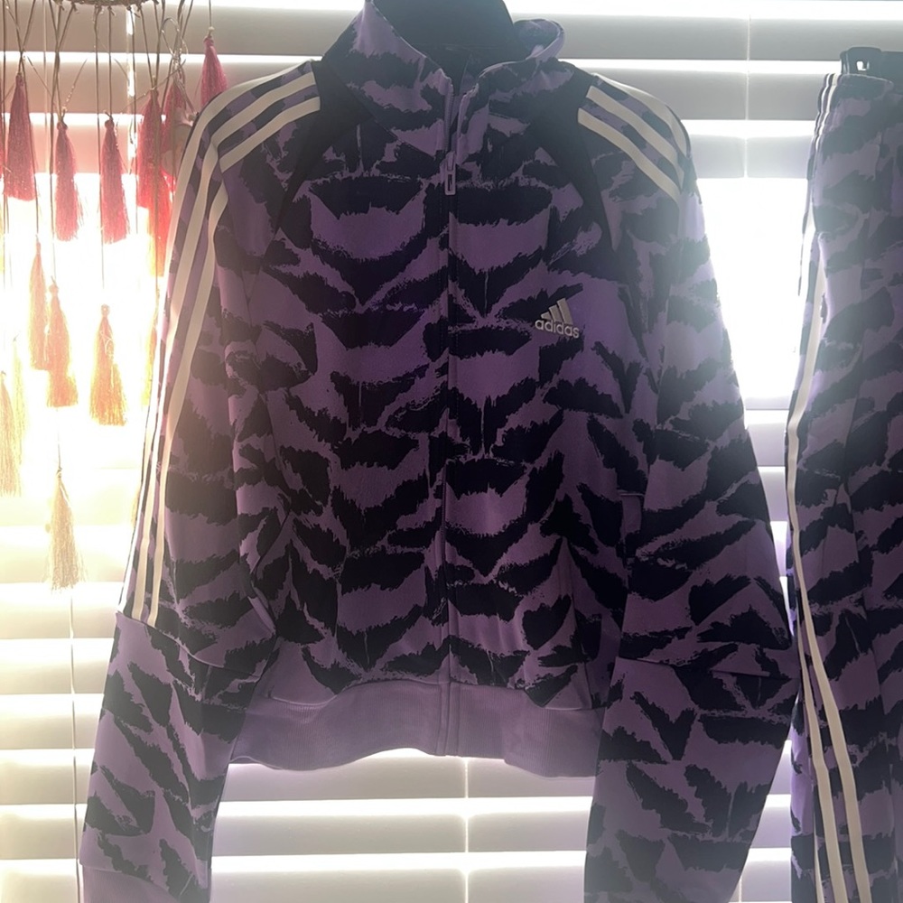 Adidas track suit set